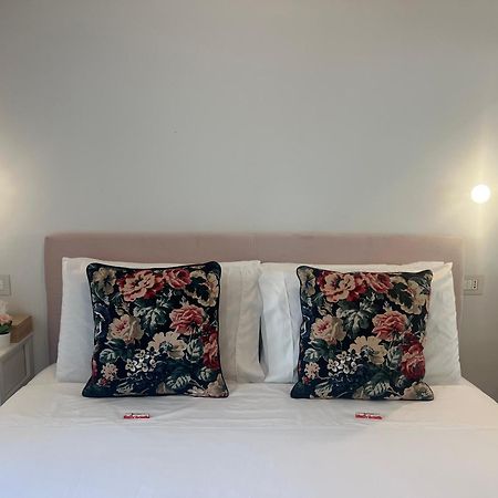 Regina Milano In Melegnano - Wifi, Breakfast Box And Terrace Apartment Ngoại thất bức ảnh
