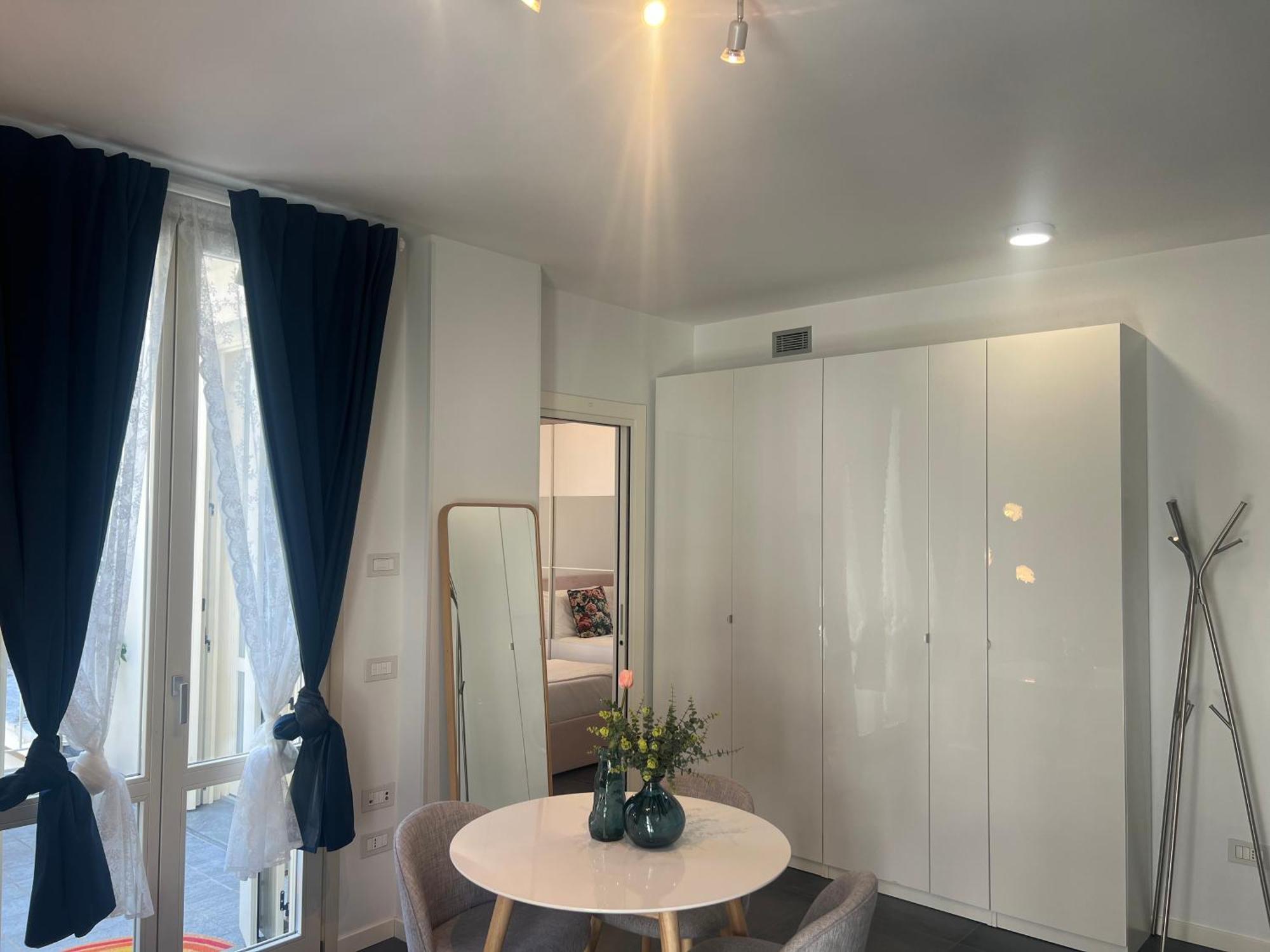 Regina Milano In Melegnano - Wifi, Breakfast Box And Terrace Apartment Ngoại thất bức ảnh